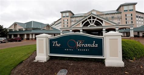 what happened to harrah's tunica.